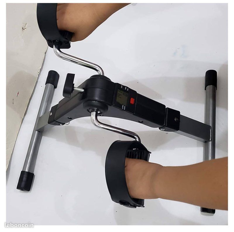 Pédale Vélo d'exercice pliable pour jambes et bras, équipé d'un écran