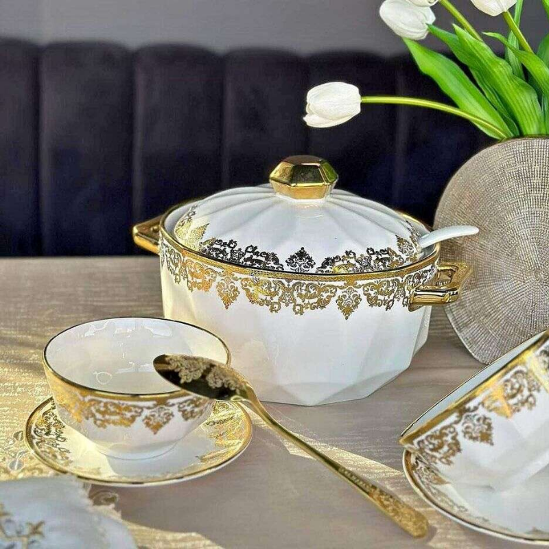 Pixa – Service en Porcelaine Dorée, L&#39;Éclat du Luxe à Votre Table