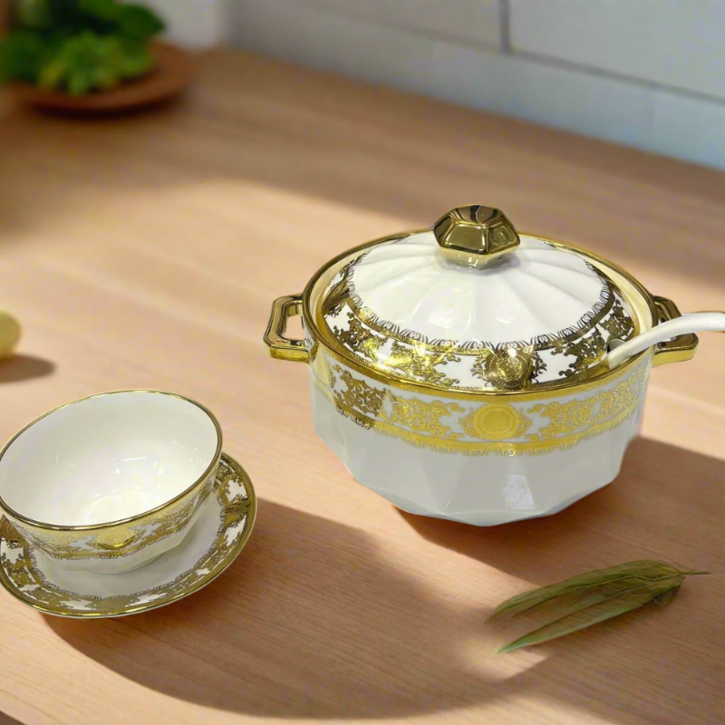 Pixa – Service en Porcelaine Dorée, L&#39;Éclat du Luxe à Votre Table